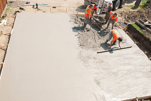 Best Concrete Sidewalk Installation in North Apollo, PA